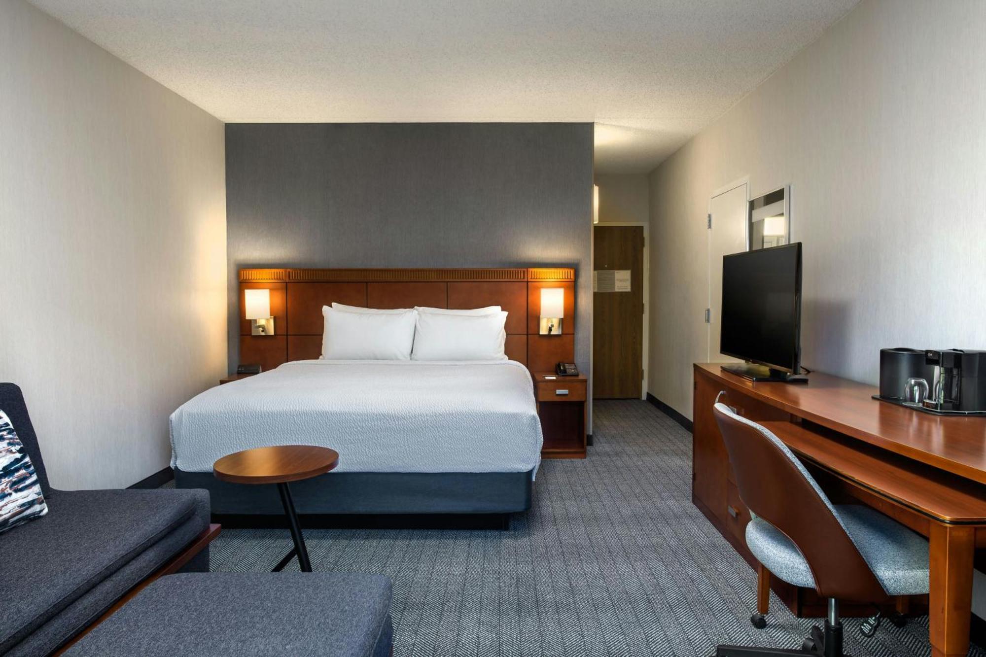 Courtyard By Marriott Phoenix North Extérieur photo
