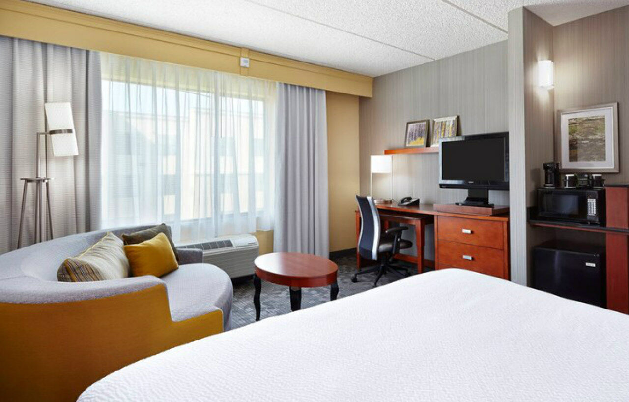 Courtyard By Marriott Phoenix North Extérieur photo